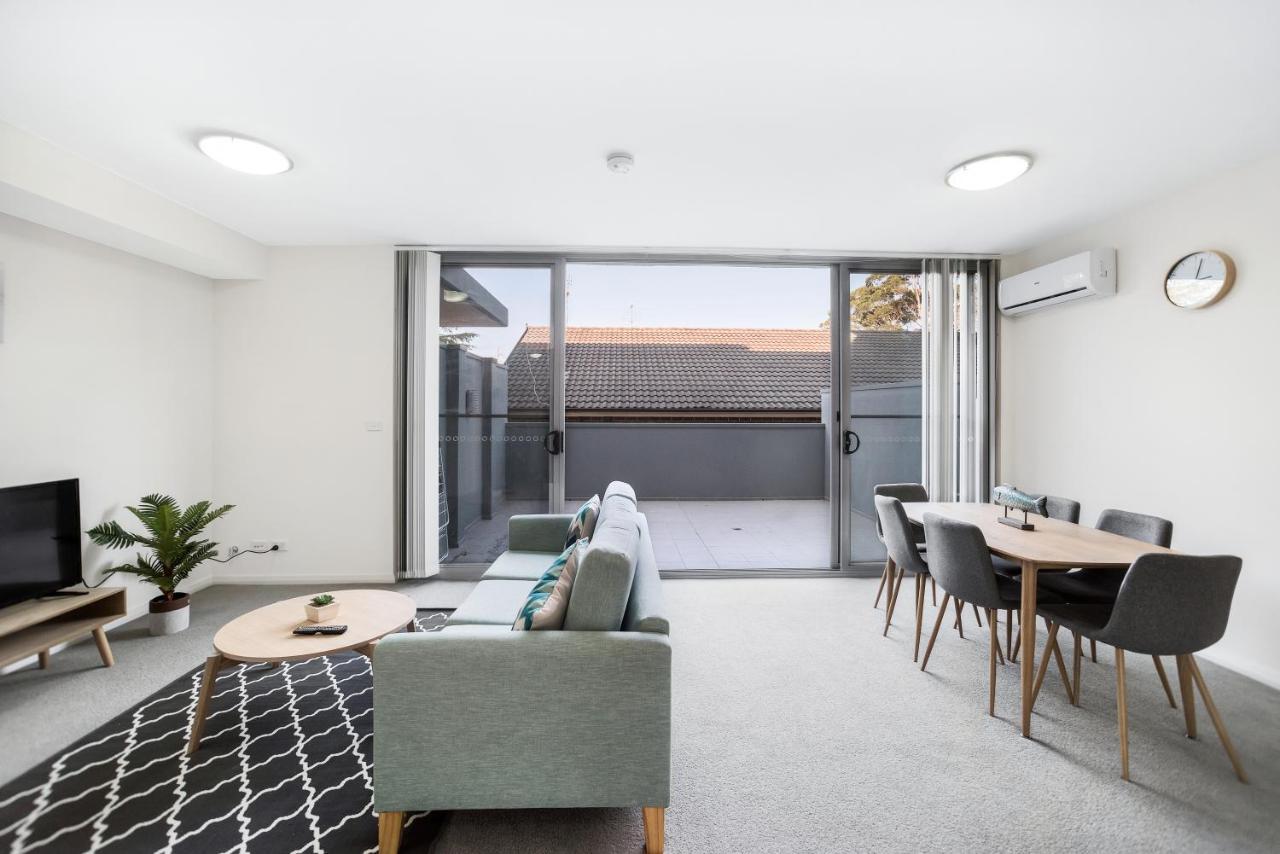 Brand New Modern Loft Next To Penrith Town Center Bagian luar foto